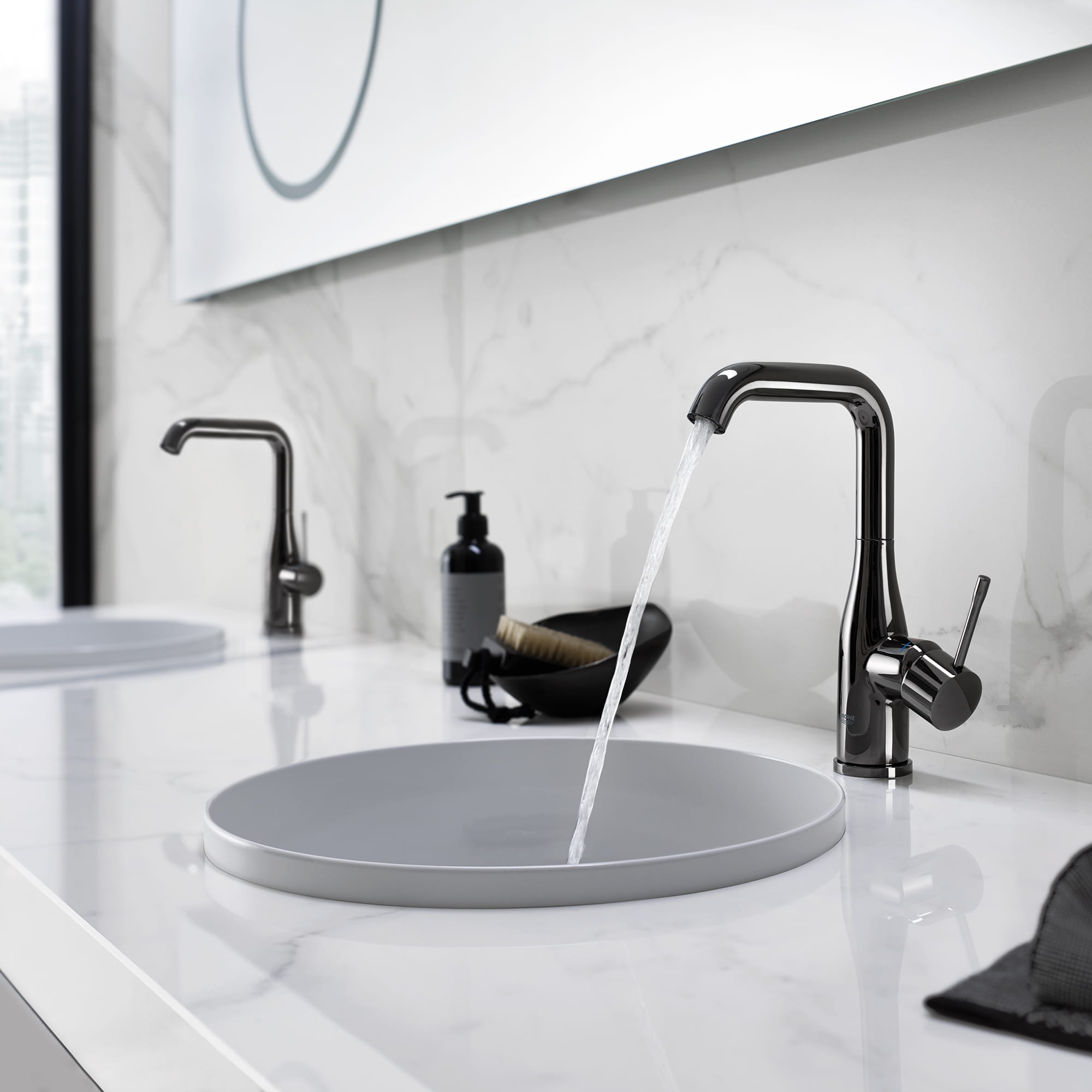 essence minimalist faucet and sink